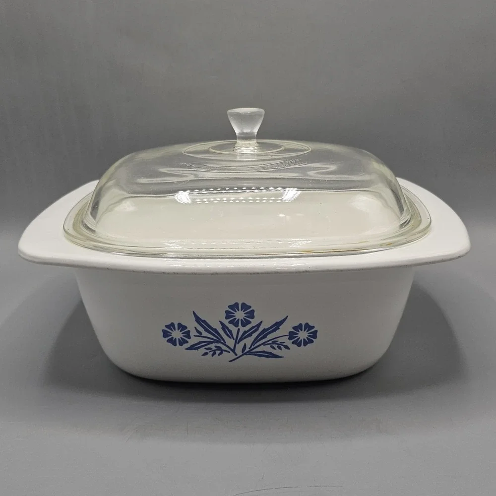Vintage 4 Quart Corning Ware Dutch Oven Cornflower Blue W Lid P-34-B Made USA